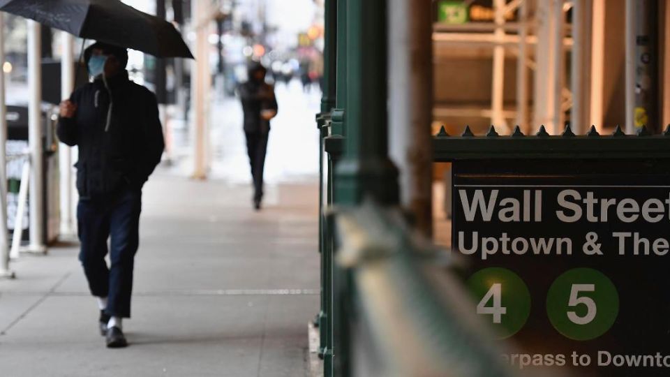 Las acciones de empresas argentinas que cotizan en Nueva York mostraron 17 bajas y dos alzas. La bolsa porteña operó normalmente. El dólar blue cerró en $135.