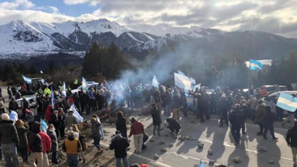 toma de tierras de mapuches en Mascardi