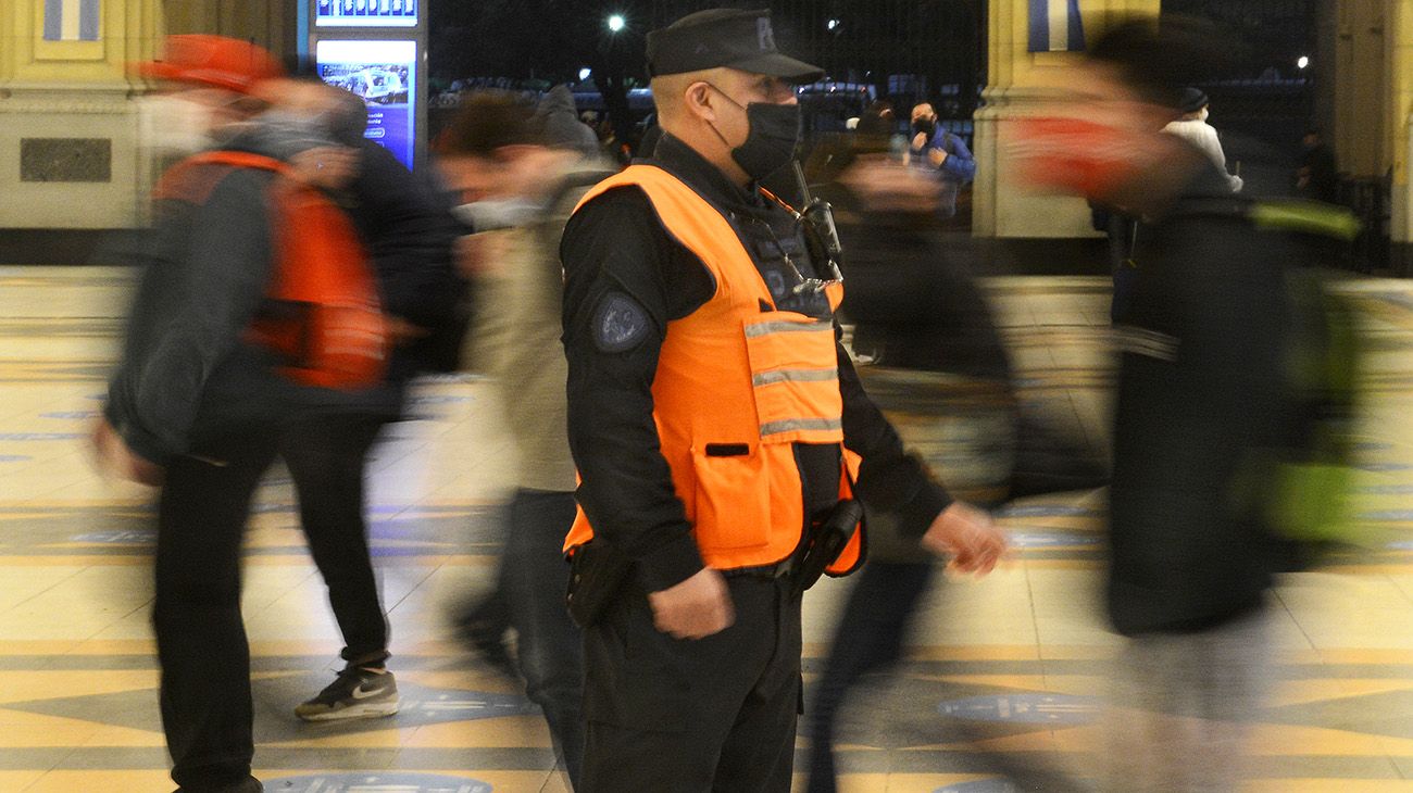 Control de pasajeros en el transporte público en tiempos de coronavirus.