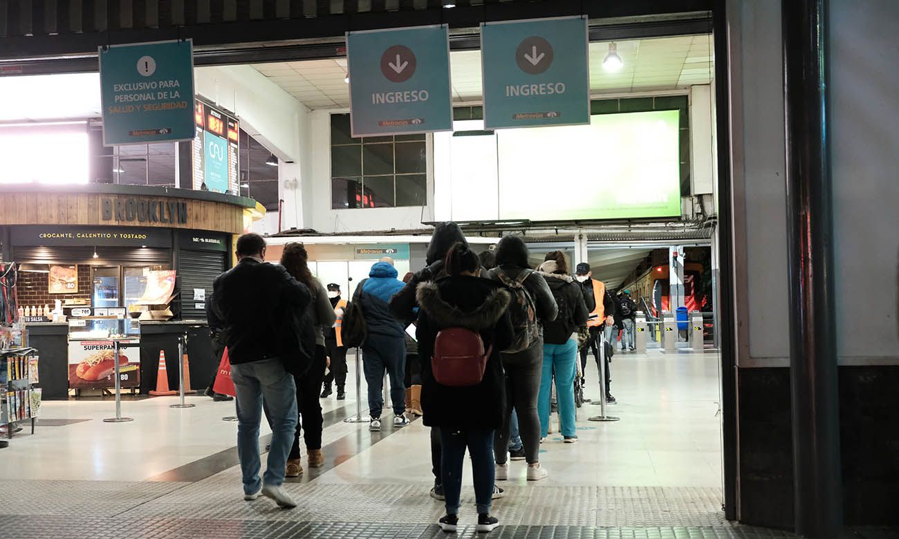 Control de pasajeros en el transporte público en tiempos de coronavirus.