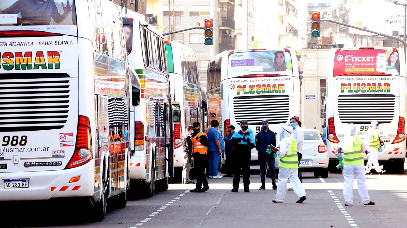 Control de pasajeros en el transporte público en tiempos de coronavirus.