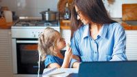 20200906_trabajo_domestico_cuidado_familiar_shutterstock_g