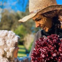 Así es el jardín soñado de la casa de Agustina Cherri