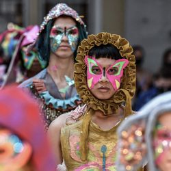 República Checa, Praga: modelos presentan la creación de la diseñadora Dominika Kozakova durante la Semana de la Moda de Praga Mercedes-Benz 2020. | Foto:DPA
