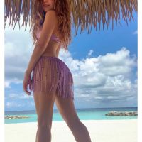 Shakira sorprendió con un bikini mega hot que ella misma diseñó