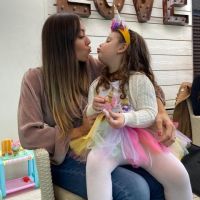 Así fue el fantástico cumpleaños de Moorea, la hija de Floppy Tesouro