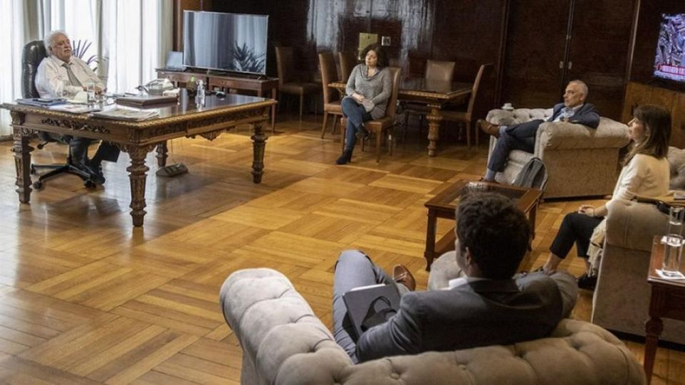 Ginés Gonzalez y García Carla Vizzotti reunión con laboratorio AstraZeneca