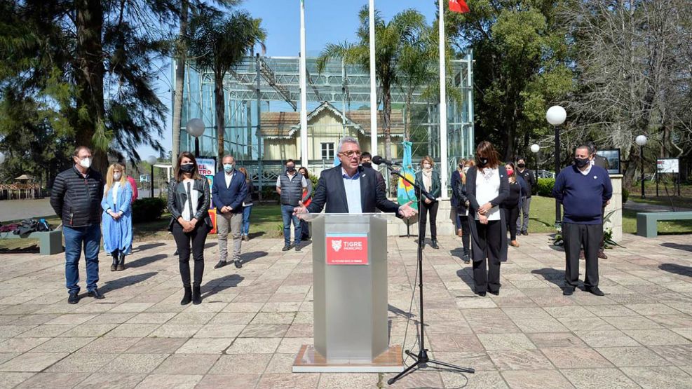 El intendente de Tigre encabezó el acto virtual desde el Museo Sarmiento.