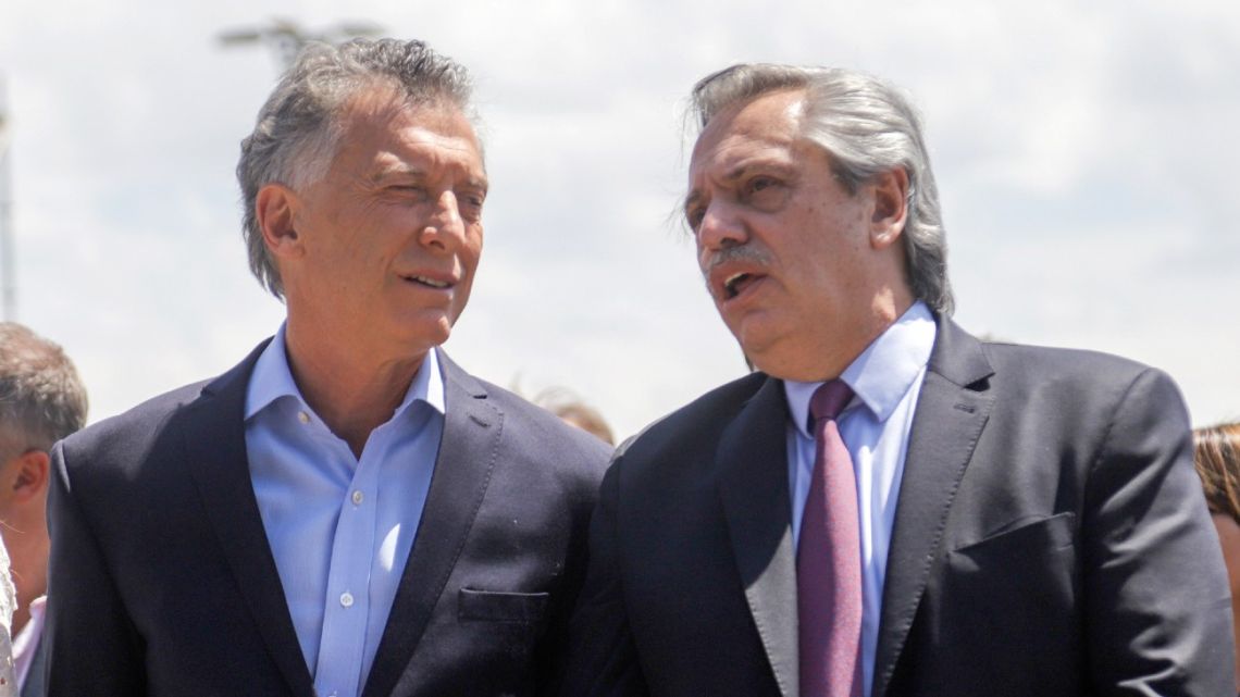 Former president Mauricio Macri (left) and President Alberto Fernández.