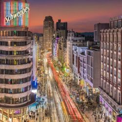 El Aloft Gran Vía es un hotel moderno y vibrante ubicado en el centro neurálgico de Madrid. 