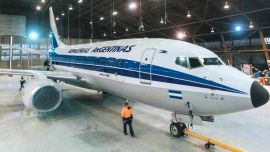 La aeronave en cuestión es un Boeing 737 NG.