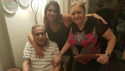 Samuel y Chiche con su nieta
