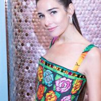Juana Viale sorprendió con un look primaveral