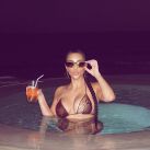 El diminuto bikini con el que Kim Kardashian encendió las redes