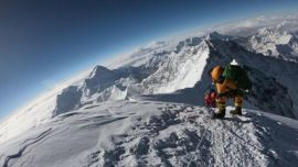 A partir del 17 de octubre Nepal reabre sus fronteras al turismo: el Everest podrá volver a ser escalado.