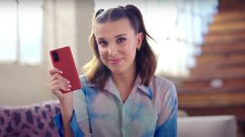 Millie Bobby Brown, la cara del spot del nuevo S20 FE