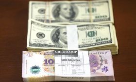 Pesos y dólares 20200923