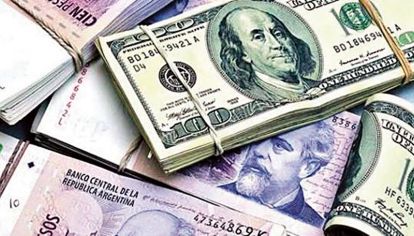 Pesos y Dólares