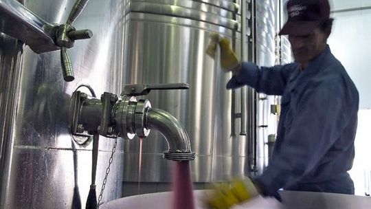 La exportación de vino a granel fue clave en 2020. 