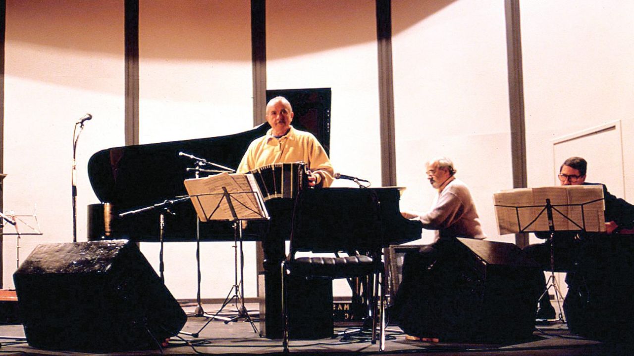 Piazzolla, considerado internacionalmente como uno de los músicos más importantes del siglo XX. | Foto:CEDOC