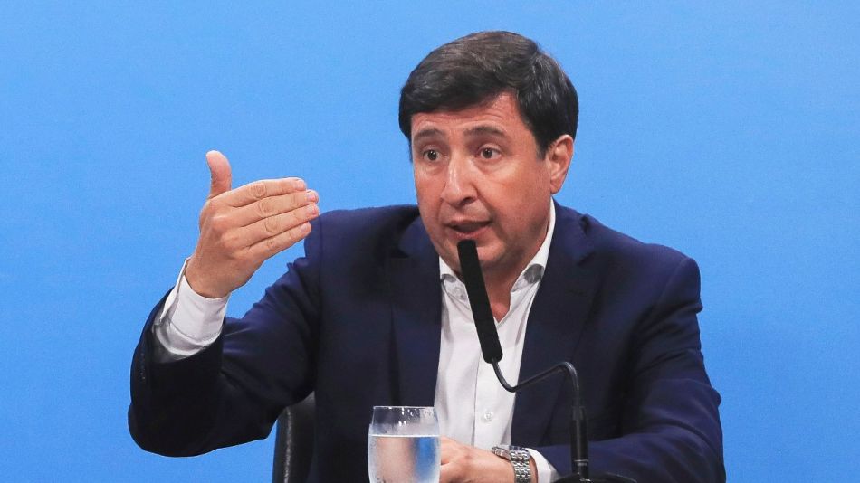 El ministro Daniel Arroyo