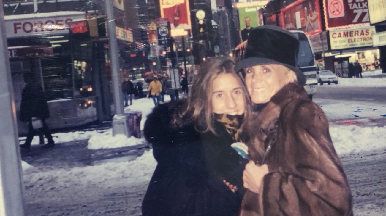 Invierno en Nueva York. Elsa Serrano y su hija Soledad.