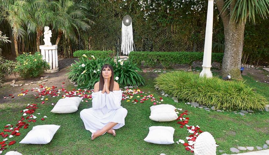 MORIA CASAN, EN SU PARAISO PERSONAL