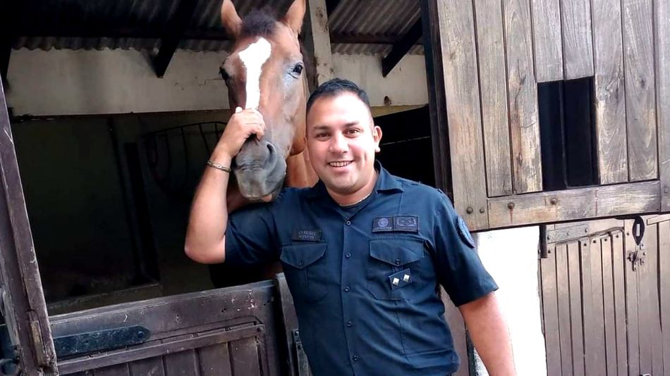policia juan pablo roldan
