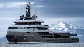 El Ragnar se destaca de otros buques recreativos por su capacidad para moverse por los lugares más recónditos del mundo.