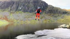 El jetpack ha sido diseñado especialmente para que los paramédicos puedan desplazarse rápidamente hacia el lugar de una emergencia.