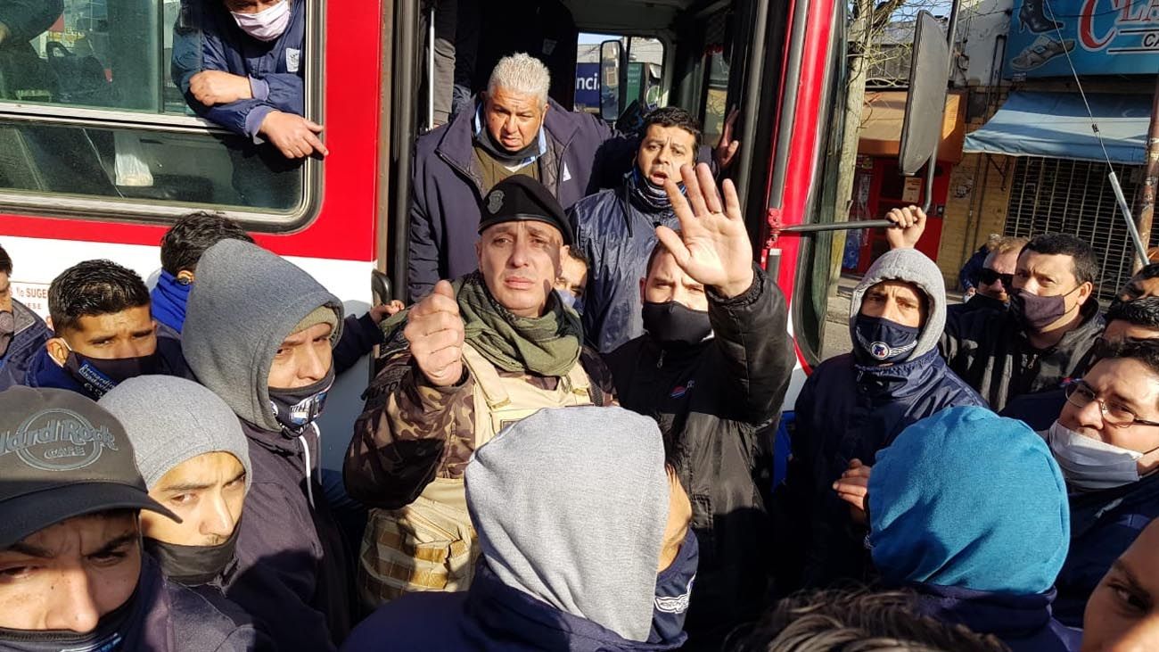 Corte de choferes en avenida General Paz