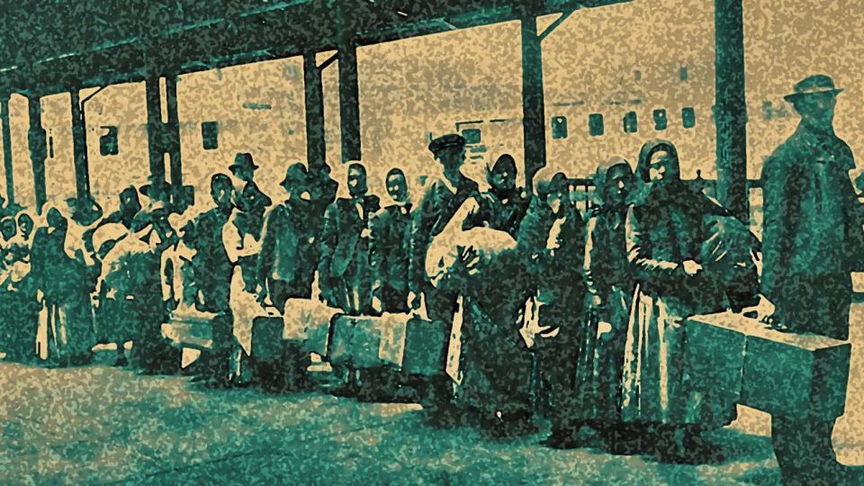 Inmigrantes. Puerto Buenos Aires 1920.