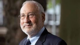 Joseph Stiglitz dijo que Alberto Fernández logró un "milagro económico"