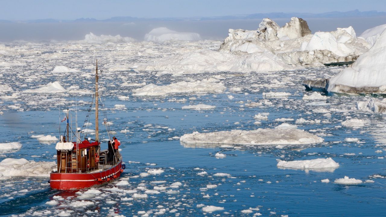 Sorprendente: proponen colocar perlas de vidrio sobre el hielo para salvar al Artico