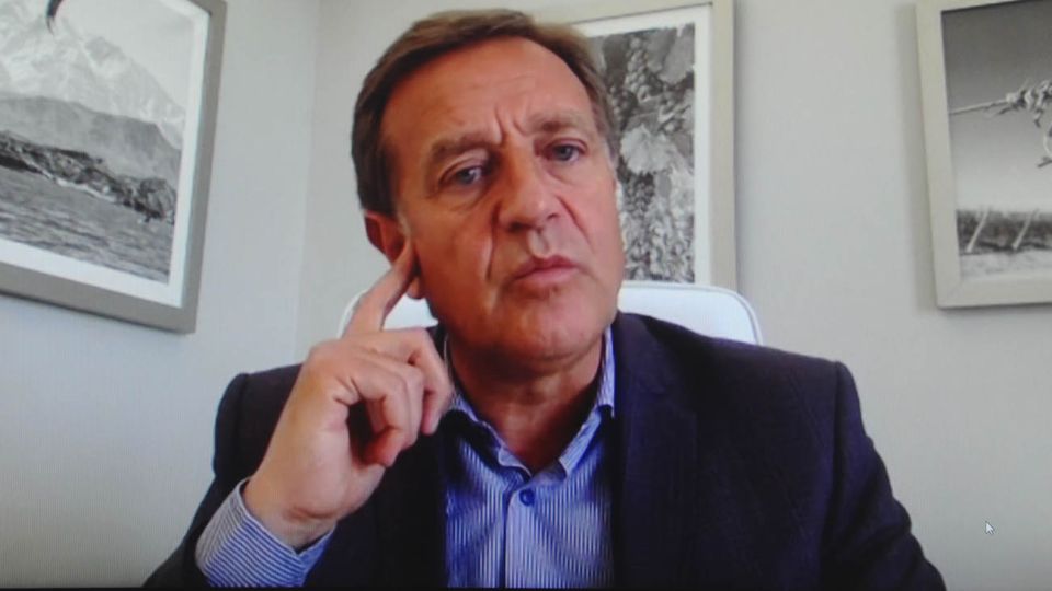 REPORTAJE DE FONTEVECCHIA A RODOLFO SUAREZ