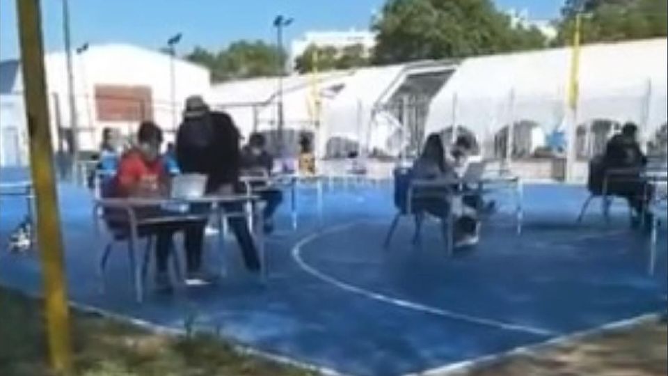 El Gobierno de la ciudad De Buenos Aires lanzó "tareas de revinculación" con chicos que no tienen conexión con la escuela.