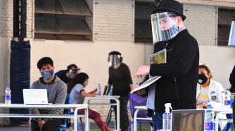 Alumnos porteños vuelven a clases 20201008