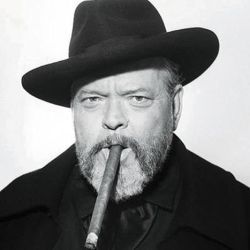 Orson Welles. 