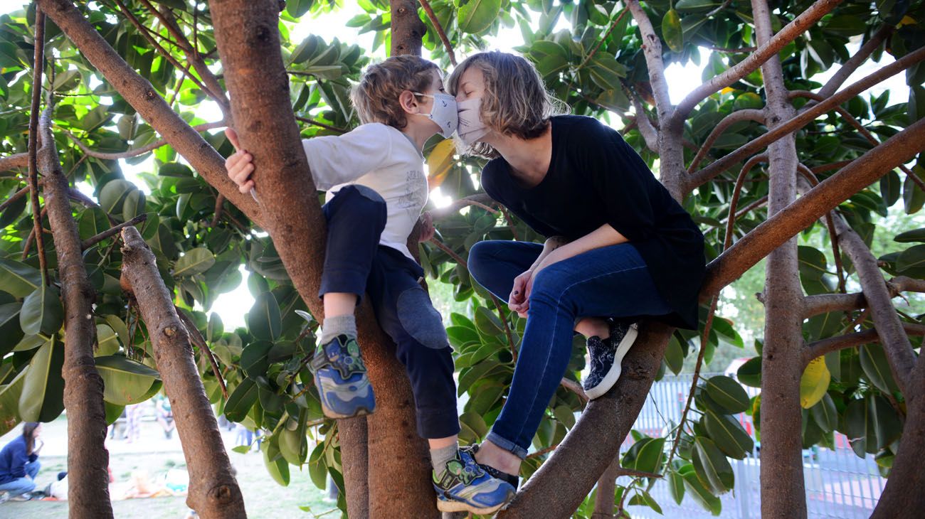 Las familias planean el Día de la Madre en la nueva normalidad.