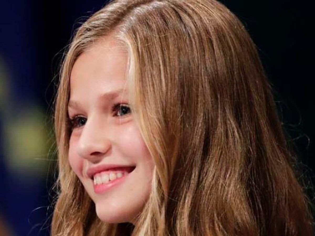 Caras | El detalle del look de la princesa Leonor en su ...
