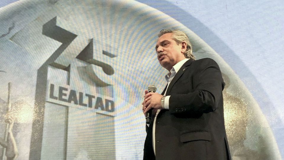 El Presidente Fernández, durante el acto en la sede sindical.