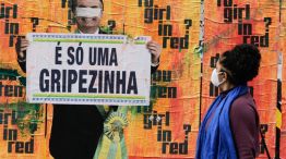 Bolsonaro había asegurado que la pandemia era solo "una gripecita".