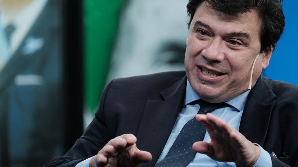 Jorge Fontevecchia entrevista al Ministro Claudio Moroni