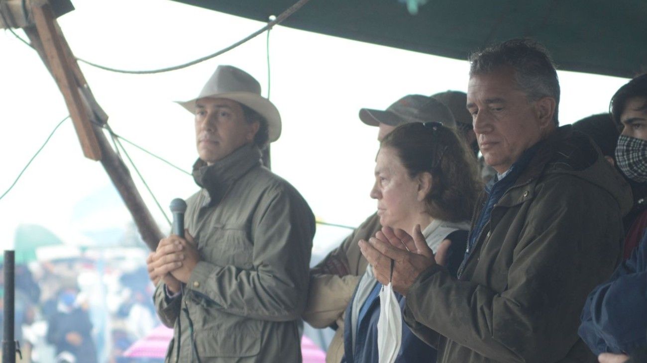 Familia Etchevehere: Juan Diego, Leonor y Luis Miguel.