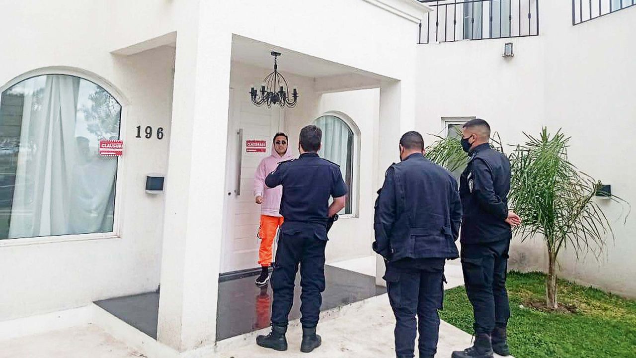 El youtuber Yao Cabrera puso su casa de Escobar para hacer una fiesta de 100 personas. | Foto:Municipio de Escobar