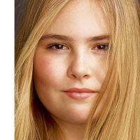 AMALIA DE HOLANDA: CONVOCADA POR LAS FUERZAS ARMADAS