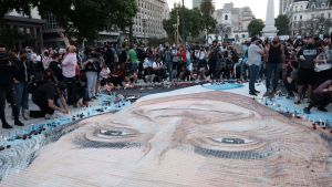 Caravana en Congreso homenaje a Néstor Kirchner.
