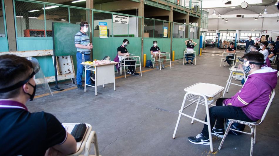 Sistema de burbujas en escuelas 20201027