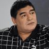 ¿Todo bien, Diego? Maradona levanta el pulgar.  // Cedoc Perfil