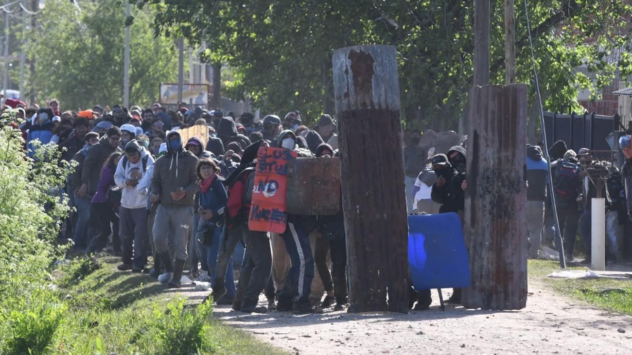 Desalojo toma de tierra en Guernica